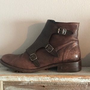 Freda Salvador Booties